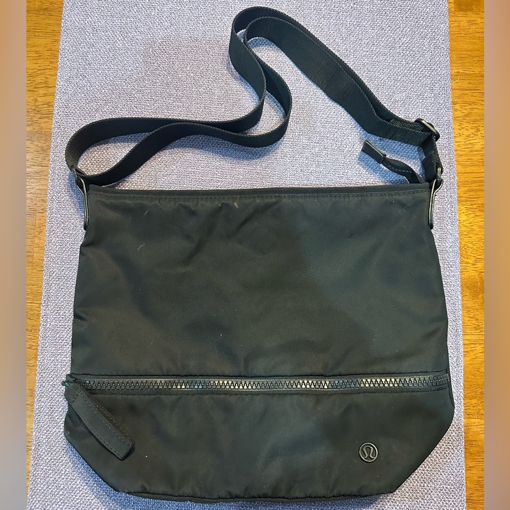 lululemon athletica Black Messenger Bag